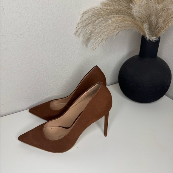 Steve Madden Shoes - Steve Madden Brown Pointed Toe Heels